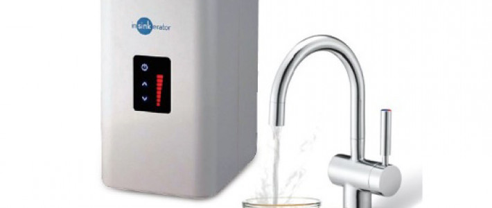 即熱式淨水系統為現代家居提供便捷又安全的飲用水方案